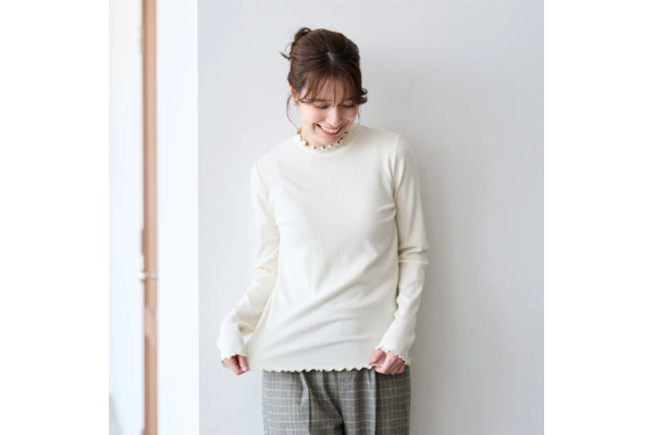 画像に alt 属性が指定されていません。ファイル名: aeon-clothes-dasai-model6.png